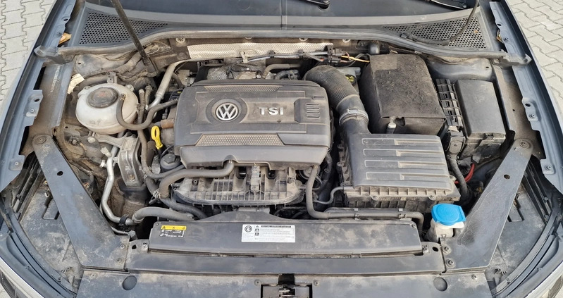 Volkswagen Passat cena 79000 przebieg: 108300, rok produkcji 2017 z Wolsztyn małe 137